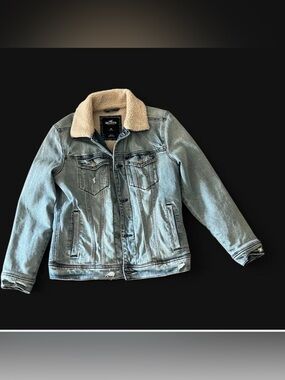 Hollister Light Blue Denim Jacket with Sherpa Lining